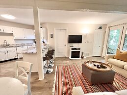 Windmill Cottage at Abbey Springs Near Lake & Shops!