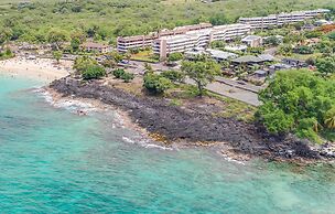 Honu Hale Minutes Away From the Beach!