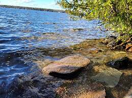 Rustic Pines Waterfront Cottage Clear Water