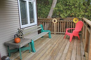Rustic Pines Waterfront Cottage Clear Water