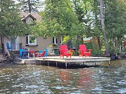 Rustic Pines Waterfront Cottage Clear Water