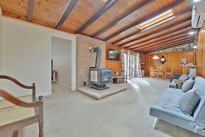 Rustic Cottage w Heating Kitchen Canal Lake
