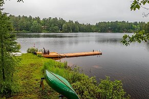 Bear Essentials Lakefront Hideaway