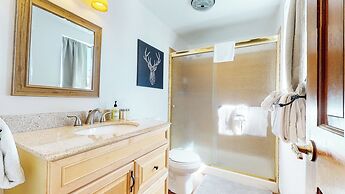 Mammoth Hygge - Centrally Located!