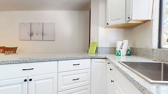 Mammoth Hygge - Centrally Located!