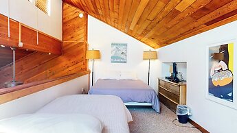 Mammoth Hygge - Centrally Located!