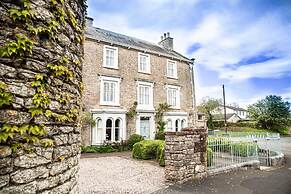 Redmayne House in Kirkby Stephens