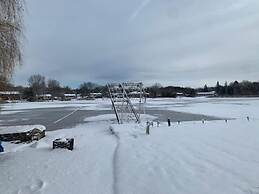 Chemong Lake Cottage w Private Boat Launch