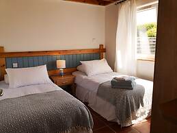 4 Bedroomed Holiday Home Close to the Beach