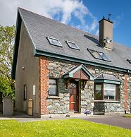 Delightful Cottage Just Steps From Kenmare Town