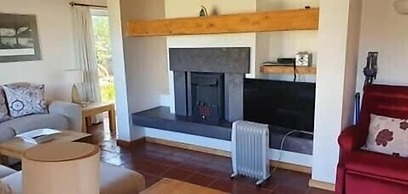 4 Bedroomed House in Waterville Close to the Beach