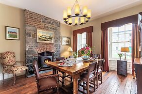 Beautifully Restored Soldier s Barracks to Sleep 10 People