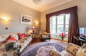 Beautifully Restored Soldier s Barracks to Sleep 10 People