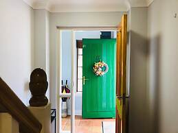 3 Bedroomed Home Just 15 Mins Walk From Kenmare Town