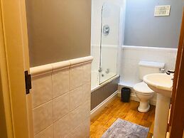 3 Bedroomed Home Just 15 Mins Walk From Kenmare Town