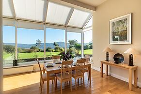 A Split-level Spacious Home With sea Mountain Views