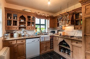 2 Bedroomed Cottage Steps From Kenmare Town