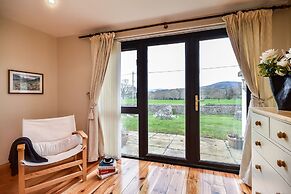 2 Bedroomed Home Just Steps From Kenmare Town