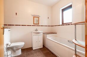 2 Bedroomed Home Just Steps From Kenmare Town