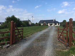 3 Bedroom Home 15 Mins Drive From Kenmare Town