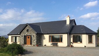 3 Bedroom Home 15 Mins Drive From Kenmare Town