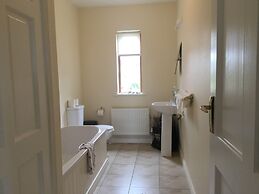 3 Bedroom Home 15 Mins Drive From Kenmare Town