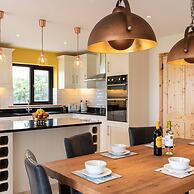 Luxury 4 Bedroom Holiday Home Overlooking the sea on Valentia Island