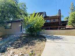 Blue Jay Chalet Unit#5