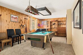 Blue Jay Chalet Unit#5