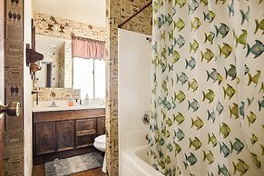 Blue Jay Chalet Unit#5