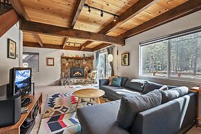 Christmas Valley Chalet Tahoe Adventure Awaits!