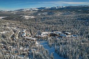 Cozy Northstar Ski Resort Condo