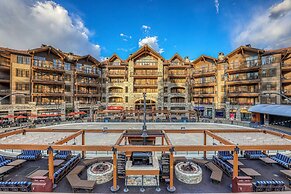 Cozy Northstar Ski Resort Condo