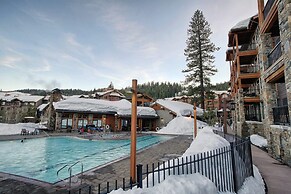 Cozy Northstar Ski Resort Condo