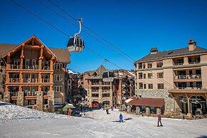 Cozy Northstar Ski Resort Condo