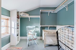 7br Home w/ Pool - Perfect for Family Reunions