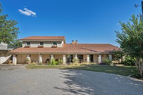 7br Home w/ Pool - Perfect for Family Reunions