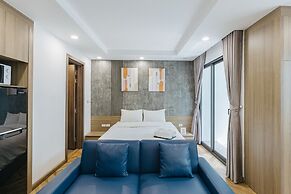 Westlake Emerald Suites