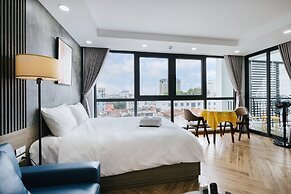 Westlake Emerald Suites