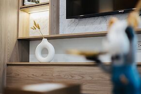 Westlake Emerald Suites