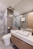 Westlake Emerald Suites