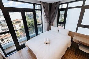 Westlake Emerald Suites