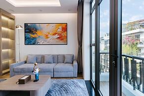 Westlake Emerald Suites