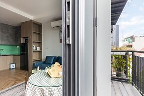 Westlake Emerald Suites