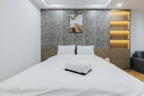 Westlake Emerald Suites