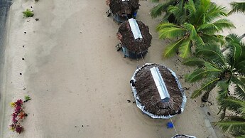 Jaymy Beach Fales