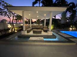 Luxury Pool Villa 510 4BR 8-10 Persons
