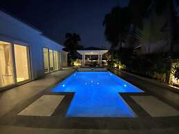 Luxury Pool Villa 510 4BR 8-10 Persons