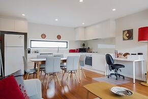 StayCentral - Thornbury Townhouse