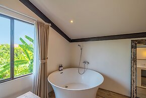 Villa Elma - 2BR pool villa in Umalas